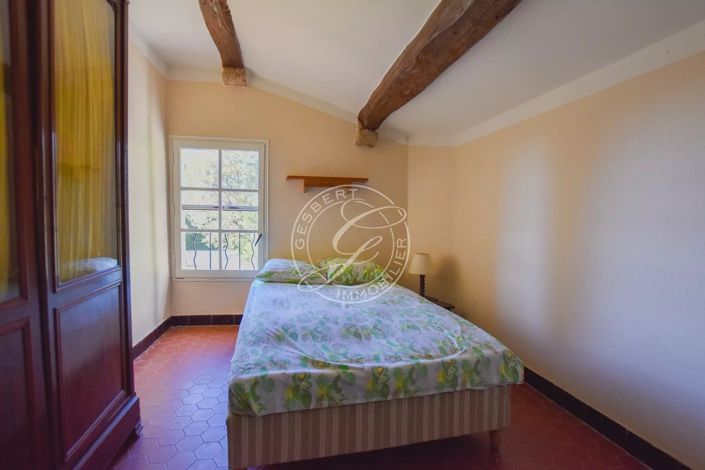 Image No.13-3 Bed House for sale
