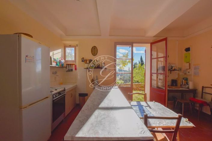 Image No.6-3 Bed House for sale