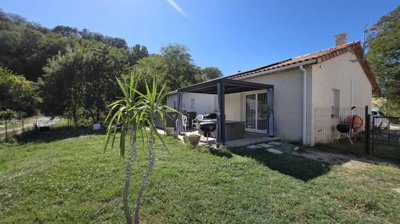 1 - Le Teil, House