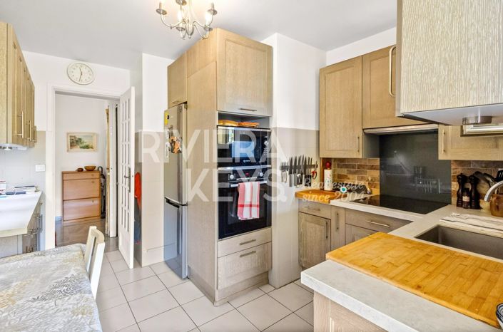Image No.30-2 Bed Apartment for sale