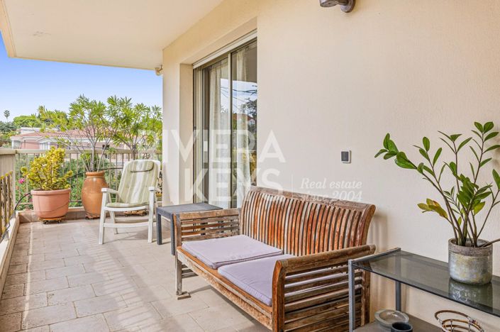 Image No.32-2 Bed Apartment for sale