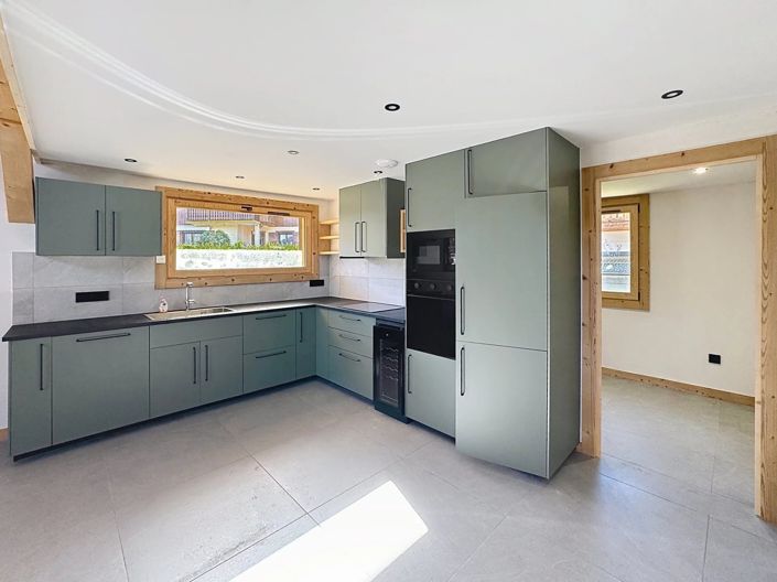 Image No.4-3 Bed House for sale