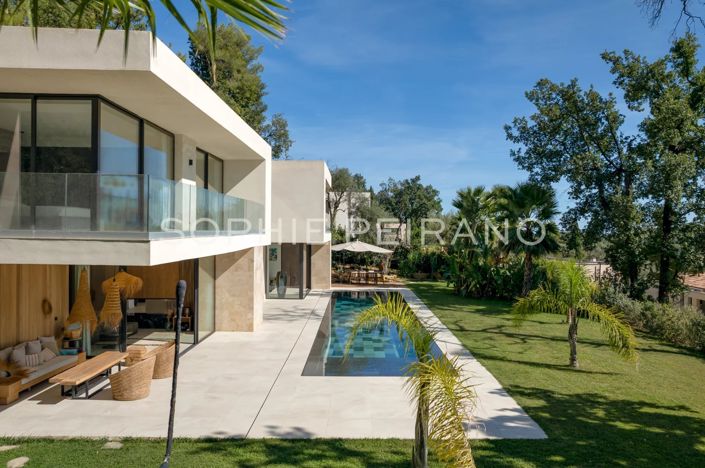 Image No.14-5 Bed House for sale