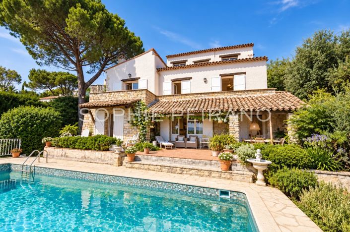 Image No.2-4 Bed House for sale
