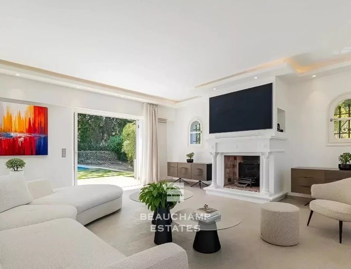 Image No.3-5 Bed House for sale