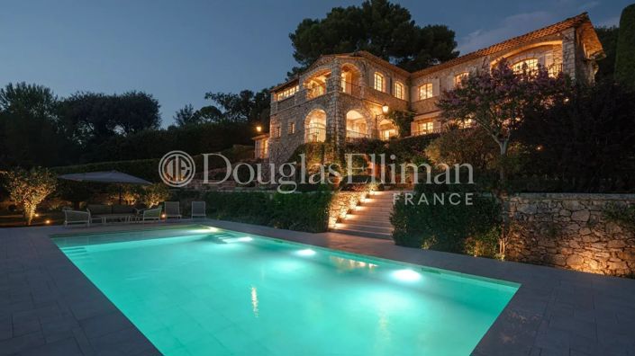 Image No.20-7 Bed House for sale