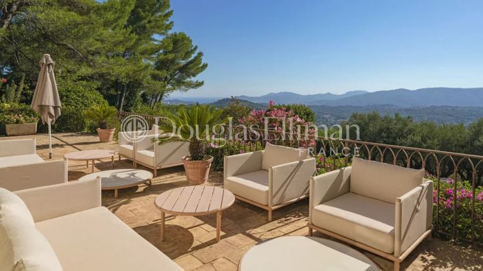 Image No.5-7 Bed House for sale