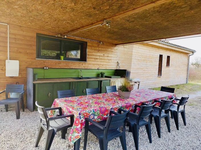 Image No.12-2 Bed House for sale