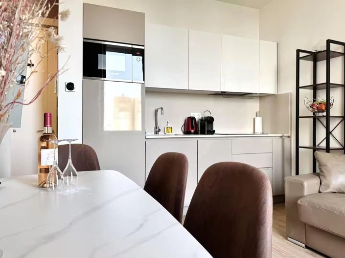 Image No.2-Appartement de 1 chambre à vendre à Cannes