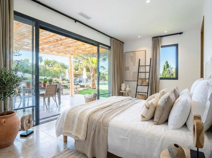 Image No.16-7 Bed House for sale
