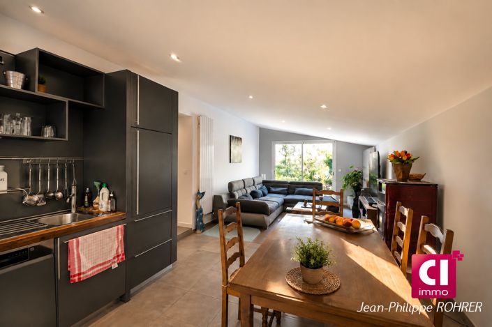 Image No.3-2 Bed House for sale