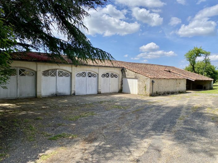 Image No.20-Propriété de 4 chambres à vendre à Saint-André-de-Lidon