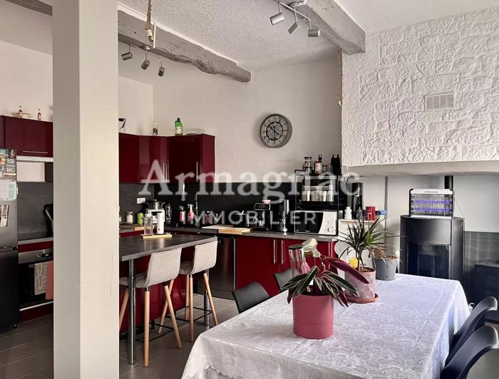 Image No.5-2 Bed House for sale