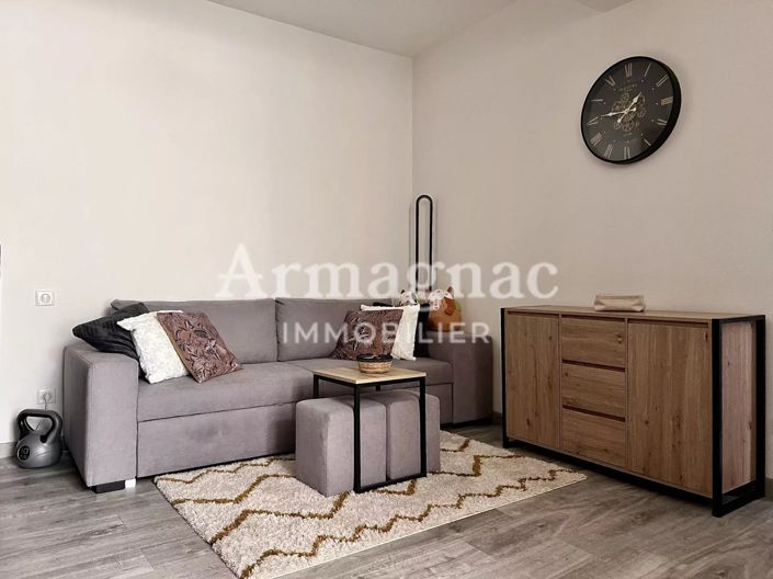 Image No.9-2 Bed House for sale