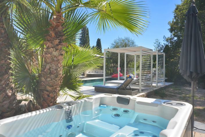 Image No.9-6 Bed House for sale
