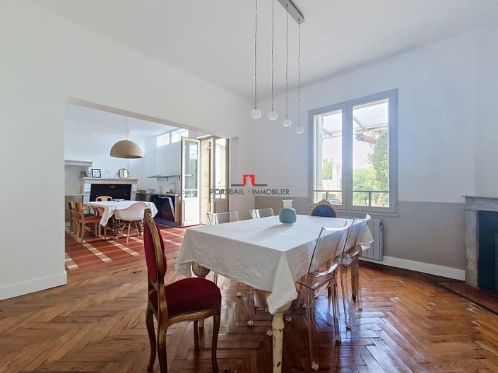 Image No.8-4 Bed House for sale