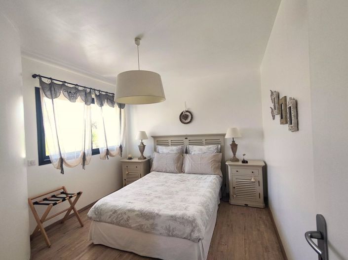 Image No.16-4 Bed House for sale
