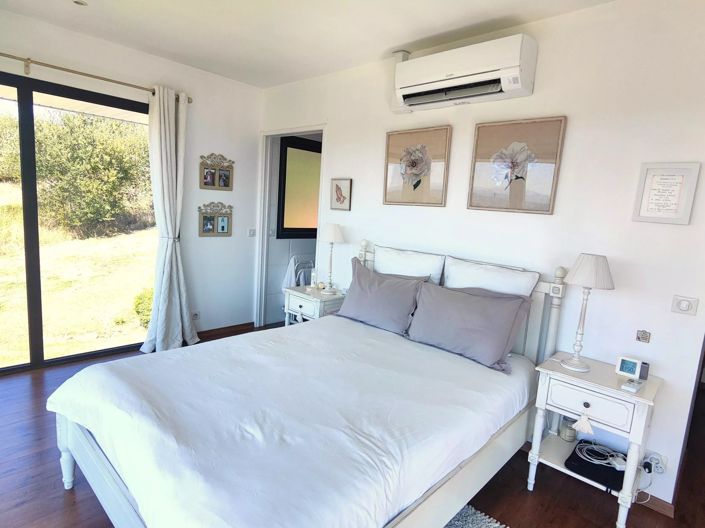Image No.19-4 Bed House for sale