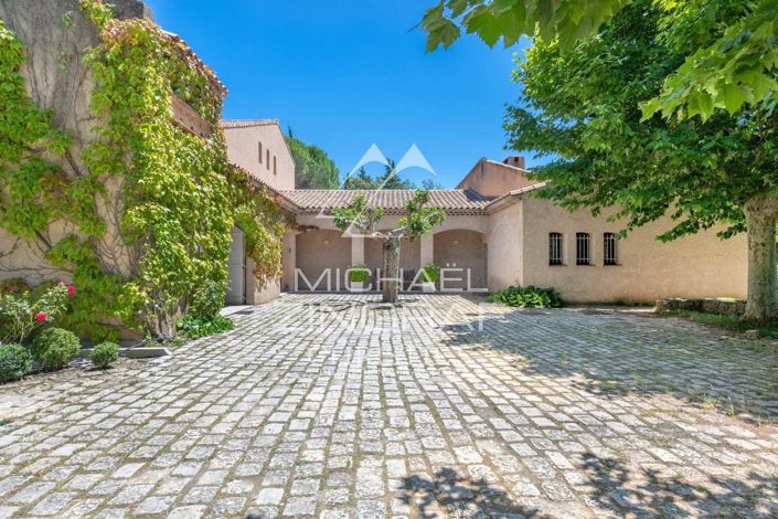 Image No.23-6 Bed House for sale