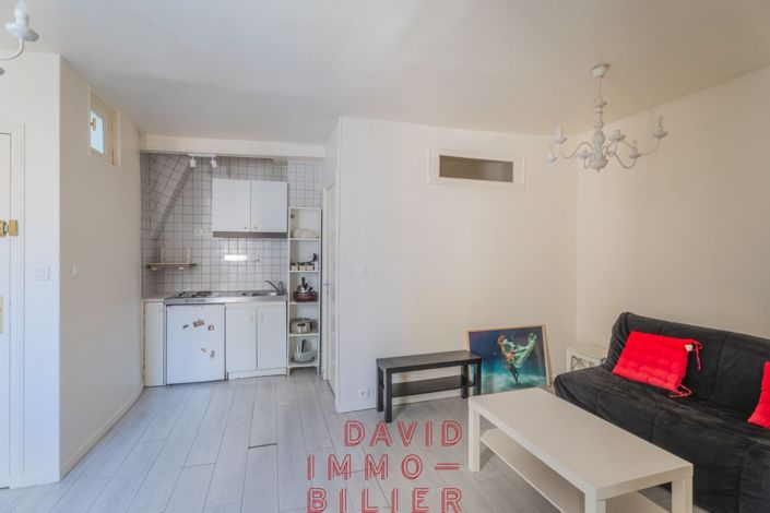 Image No.2-Appartement de 1 chambre à vendre à Paris