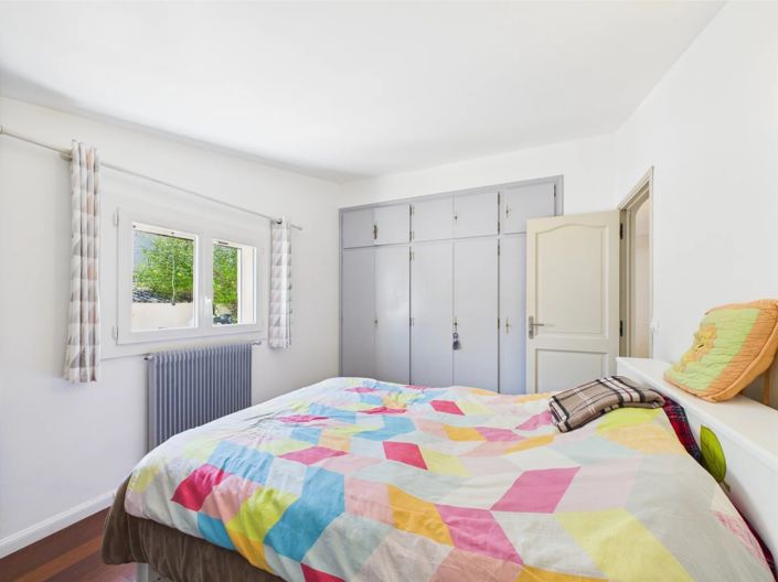 Image No.15-3 Bed House for sale