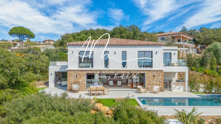 Image No.3-6 Bed House for sale