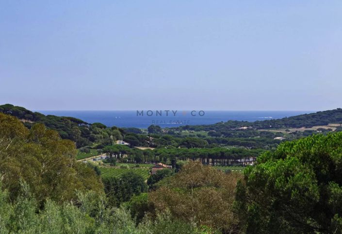 Image No.2-6 Bed House for sale