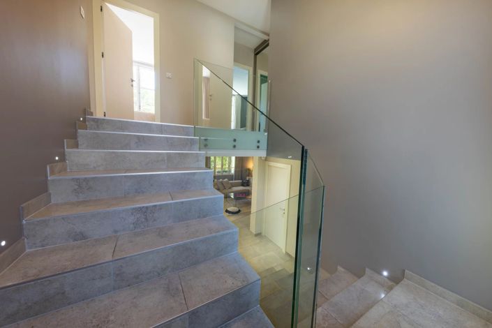 Image No.19-5 Bed House for sale