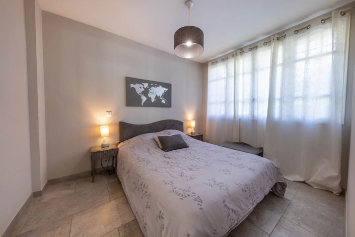 Image No.35-5 Bed House for sale