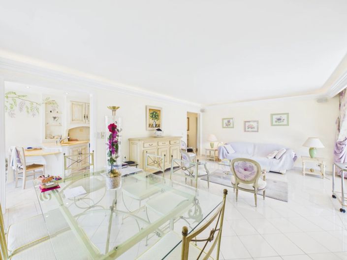 Image No.5-3 Bed Apartment for sale