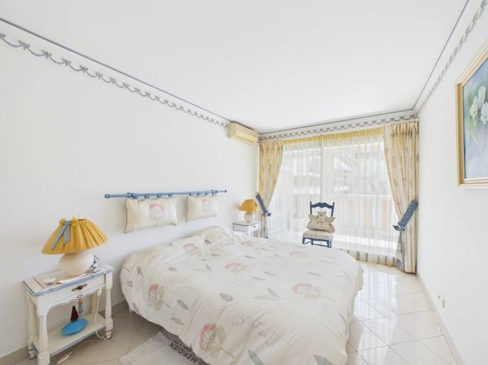Image No.9-3 Bed Apartment for sale