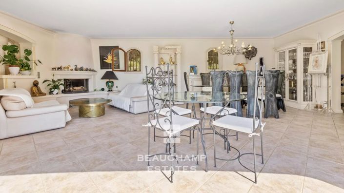 Image No.4-4 Bed House for sale
