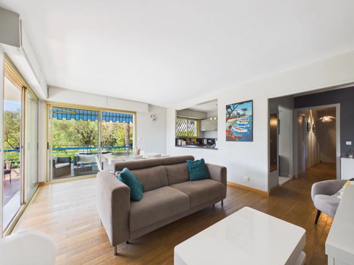 Image No.6-3 Bed Apartment for sale