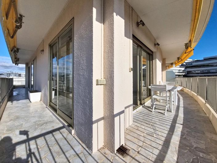 Image No.11-2 Bed Apartment for sale