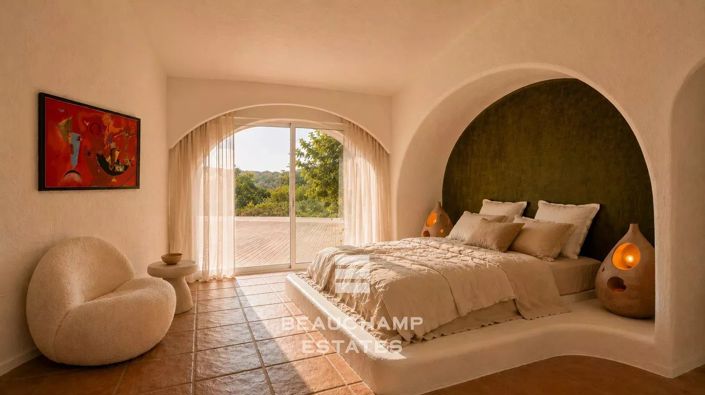 Image No.6-7 Bed House for sale