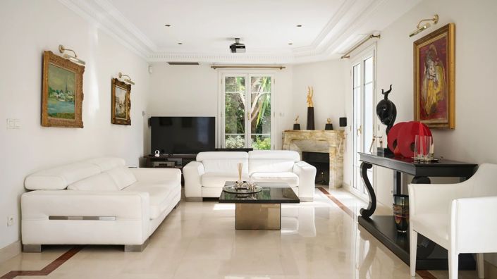 Image No.17-7 Bed House for sale