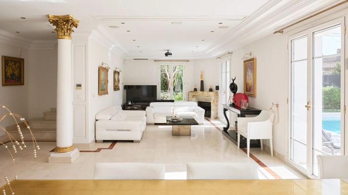 Image No.18-7 Bed House for sale