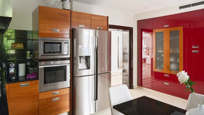 Image No.24-7 Bed House for sale