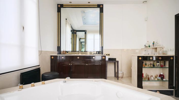 Image No.28-7 Bed House for sale