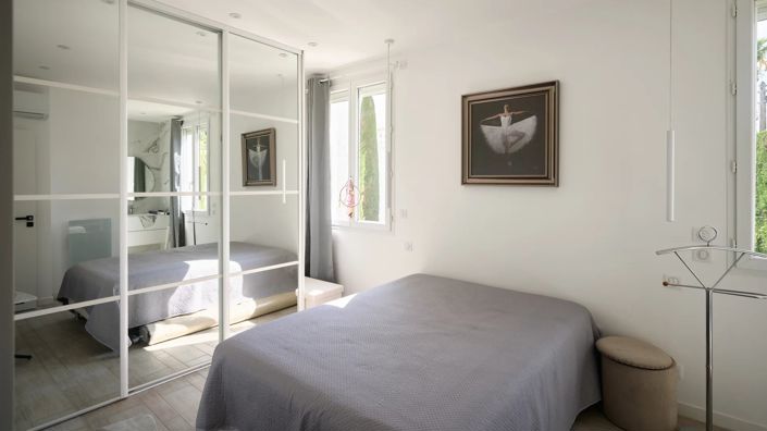Image No.44-7 Bed House for sale