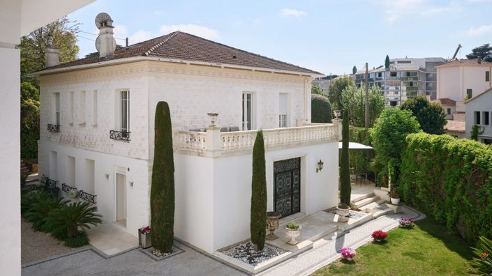 Image No.5-7 Bed House for sale