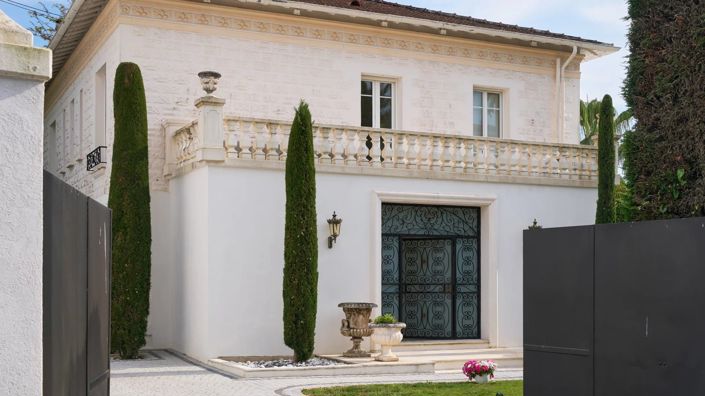 Image No.7-7 Bed House for sale