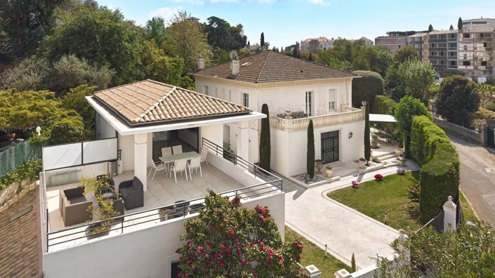 Image No.8-7 Bed House for sale