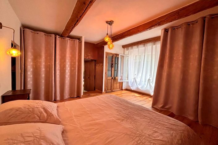 Image No.6-3 Bed House for sale