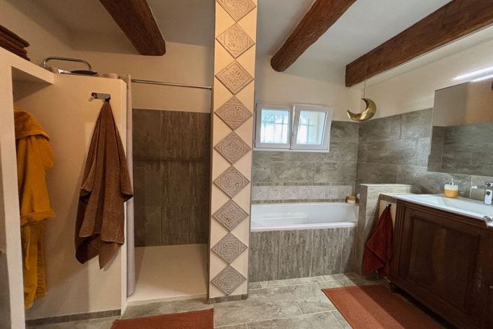 Image No.7-3 Bed House for sale