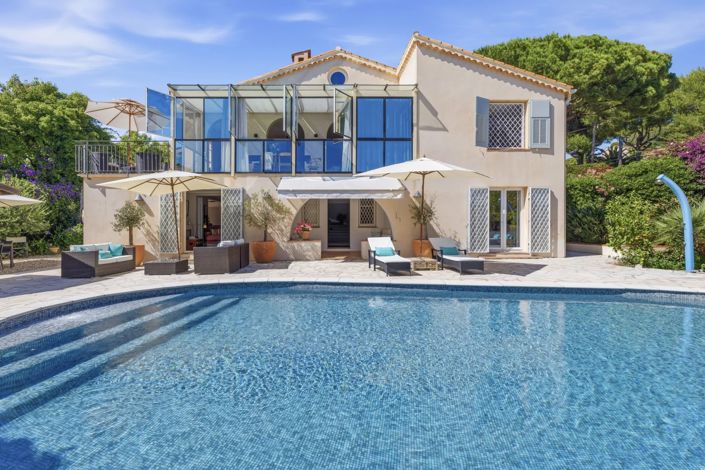 Image No.3-5 Bed House for sale