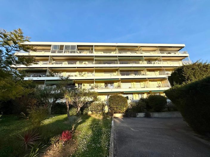 Image No.18-2 Bed Apartment for sale