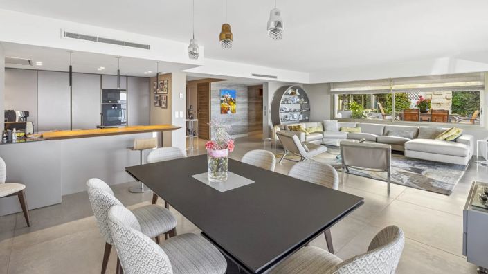Image No.4-4 Bed Apartment for sale