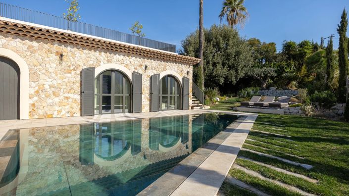 Image No.10-6 Bed House for sale