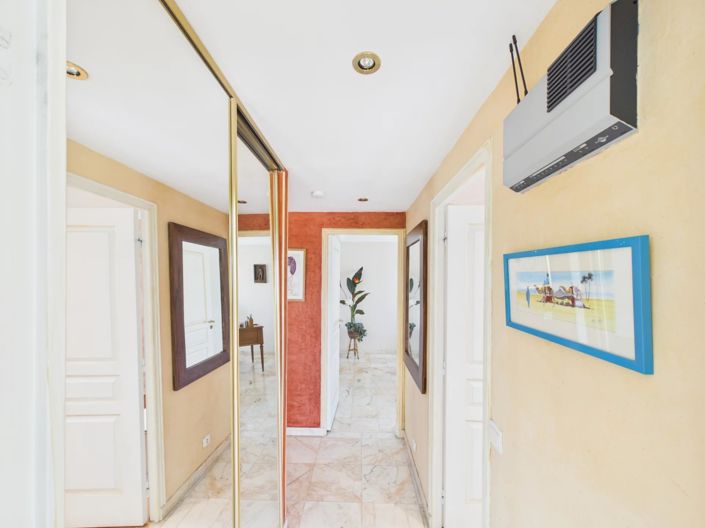 Image No.22-3 Bed Apartment for sale